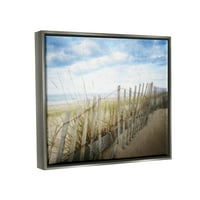 Stupell Industries Seaside Boardwalk Ocean Pješčana ograda trava Grafička umjetnost sjajna siva plutajuća uokvirena